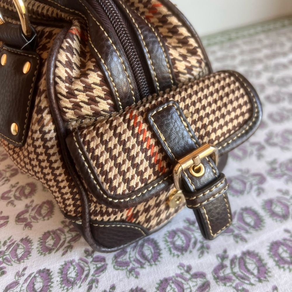 Chaps Houndstooth Handbag - image 4